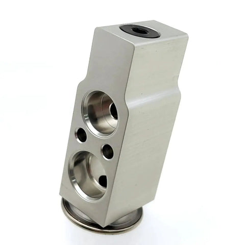 Heavy Duty A C Expansion Valve For Auto Air Conditioning Systems With Metallic Anti Wear Construction, Rust Proof And Built To Last Valve For Lexus, Jaguar Land Rover, Honda, Toyota, Suzuki And More, Ideal A C System Repair Part - Front View
