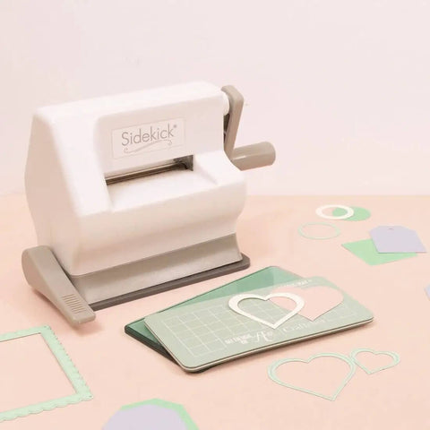 Mini die-cut machine with cutting mat and heart shapes, part of Mini Die Set For Scrapbooking And Card Making - 7 Scalloped Circle Dies