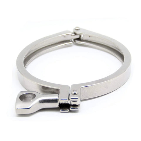 Tri-clamp 4-inch stainless steel 304 with wing nut and single pin, close-up