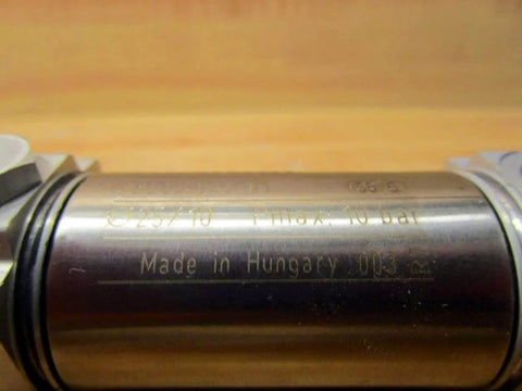 Close-up of Bosch Rexroth Hydraulic Cylinder PN 0822434201 115-4111-241 showing engravings, max pressure 10 bar, made in Hungary.