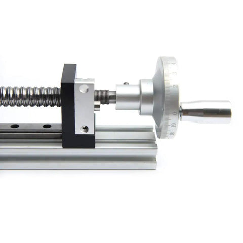 200mm Manual Linear Motion Actuator With Parallel-Jaw Vice Sliding Table Ball Screw Rail Kit GDAE10, close-up of ball screw mechanism.