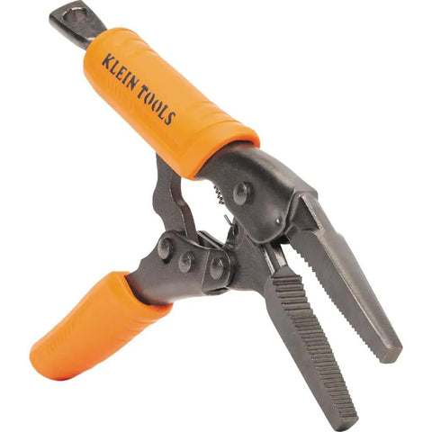 Locking Pliers Set Three Piece Long Nose 6 Inch Curved Jaw 7 Inch And 10 Inch Heavy Duty High Torque Mole Grips close-up