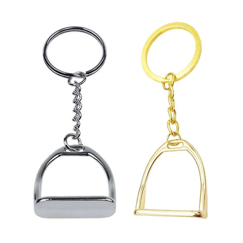 Elegant Stirrups and Snaffle Bit Key Rings D Shaped Keychain Made from Sturdy Alloy for Equestrians and Horse Lovers Ride Ready