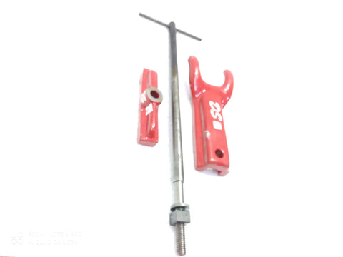 777 Boring Bar Clamp Foot Bridge T Bar Handle Spare Parts Kit Red For 777 Series Milling And Machining Includes Clamp Foot Bridge And T Bar Handle For Auto Shop And Home Workshop Must Have Pro Grade Gear, red metal kit