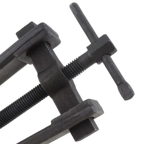 Mvnoire Heavy Duty Hand Puller Bearing Remover Tool High Carbon Steel Rotating Center Design close-up of extractor jaws.