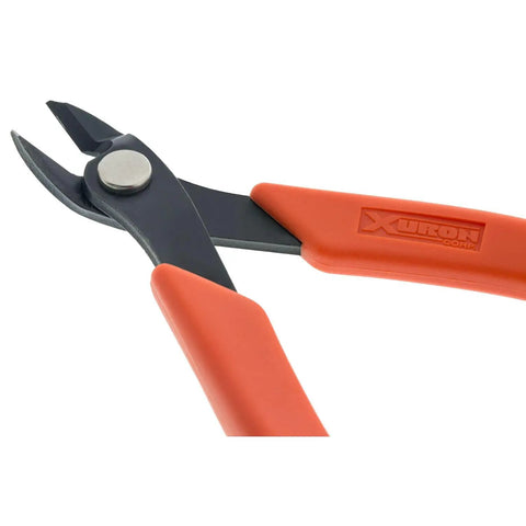 Maxi Shear Flush Cutter Red Premium Pack Heavy Duty Wire Cutter for Soft Wire Up to 12 AWG with Close View of Blades