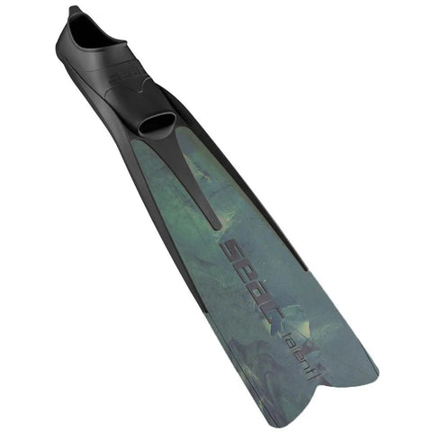 Talent Mid-Long Fins For Spearfishing Free Diving And Diving In Green Size 8-8.5 with closed foot blade, side view