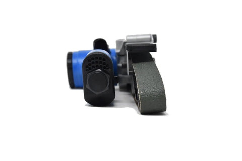 Close-up of 55 Degree Bendable Air Belt Sander With 16,000 RPM Free Speed, featuring 7/8 in by 20 in sanding pad.