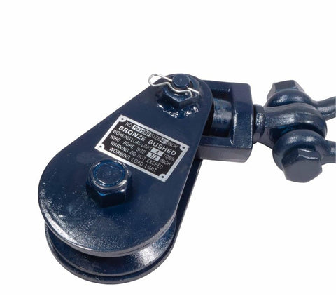 4 Ton Snatch Block With Swivel Shackle And 4.5 Inch Sheave, 30 Inch Chain, Heavy Duty Tow Truck Wrecker Cable Kit, close-up view