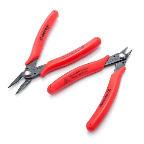 Compact Electronics Cutter Set With Miniature Flush Cutters And Needle Nose Pliers Serrated Jaws For Firm Grips Cuts Soft Wire Up To 20 AWG 0.8mm Shock Absorbing Grips All Purpose Hobbyist And General Electronics Tool Black, showing red-handled tools on white background.