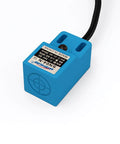 Inductive Proximity Sensor SN04-N NPN NO Switch with SN bracket, blue 4mm sensing range, 5-30V DC 3-wire output, front view