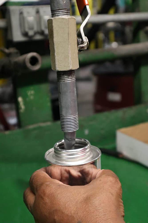 Filling High Temp Anti Seize Lubricant For Metal-To-Metal Contact Up To 2000F, Copper-Free, Non-Corrosive, 8 Oz Can