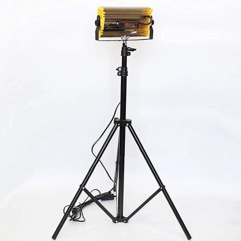 JUDYSSY Led Floodlight 50W 3600Lm Led Outdoor Floodlight mounted on a black tripod with power cable.