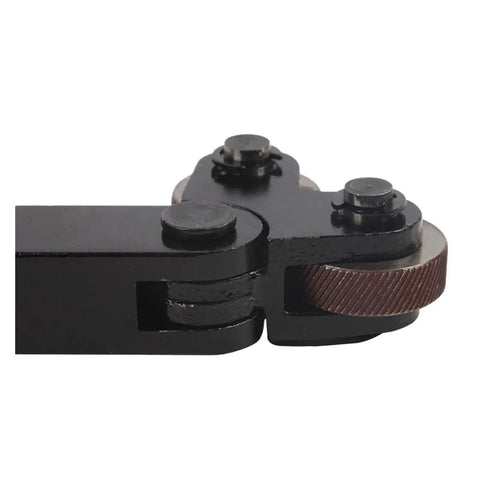 Close-up of Lathe Knurling Tool Set With Double Wheel And Diagonal Knurling Wheel 1mm Pitch 26mm Wheel Steel Build For Pros And DIYers