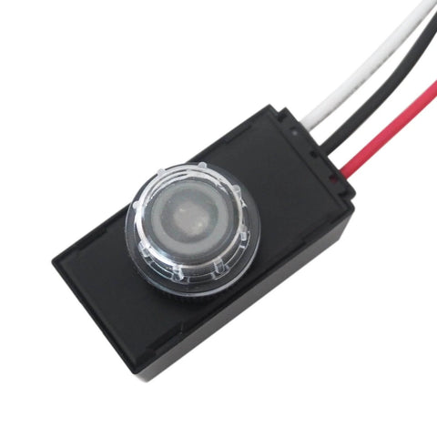 Outdoor Dusk To Dawn Photoelectric Sensor Switch 120 277V Auto On Off, three-wire, weatherproof post mount photocell control close-up view