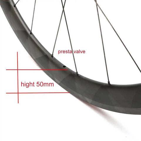 Close-up of 700C Carbon Fiber Wheelset With 50mm Fat Rim For Road Bikes V Brake Compatible Presta valve and spoke detail