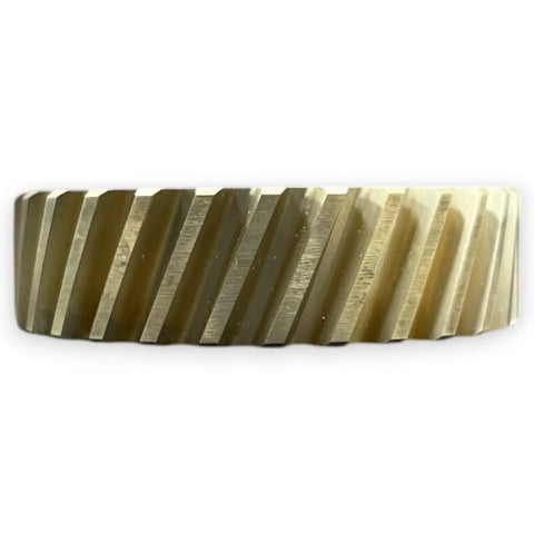 Pro Grade 60Hz Brass Worm Wheel Gear And Bushing Replacement For Hobart A120 A200 Mixers, OEM Equivalent Part 124751-3 Replaces Old Gear, Durable, High-Precision Kitchen Mixer Component. Brass worm wheel gear close-up