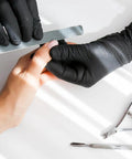 Disposable Black Vinyl Gloves Industrial Grade Powder Free Latex Free Textured Grip Non Sterile Food Safe 2.75 Mil Palm 3.9 Mil Fingers Medium 100 Count used for manicure
