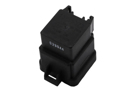 Front view of GM Multi Purpose Relay For Vehicle Electronics Replacement OE Quality Keep Your Ride Running Smooth GM Genuine Parts 19118886