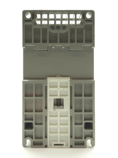 Powerful 1.5 KW 240V Three Phase Variable Frequency Drive For Precise Motor Control Smooth Speed Regulation And Industrial AC Performance A True Workhorse For Reliable Efficient Motor Runs back mounting bracket, gray plastic