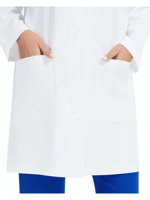 Three Pocket Women's Lab Coat With Long Sleeves White Medical Coat Relaxed Fit Size M pockets close-up