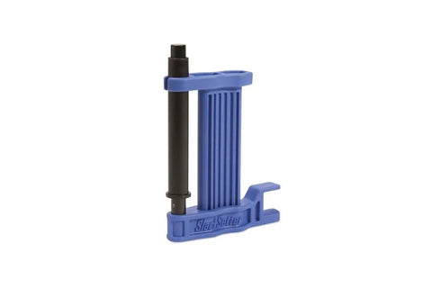 Slack Setter Pro Chain Slack Tool for motorcycles in blue, measures chain slack up to 52 mm, universal fit.