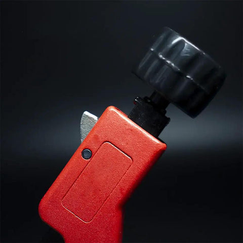 Heavy Duty Pipe Tubing Cutter For Plastic Pipes Five Ninths Inch To Two And Five Ninths Inch Outer Diameter Cuts PVC PPR PE Tubes With Quick Release Lever And Bearing Steel Wheel For Fast Clean Cuts