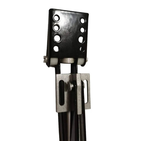 Close-up of Solar Powered Greenhouse Vent Opener Auto Window Opener For Greenhouses Heat Sensitive Roof Ventilation Kit