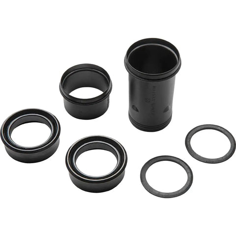 Bottom Bracket BB92 30mm Double Row 92 Cinch System for Mountain Bikes showing components and aluminum construction.