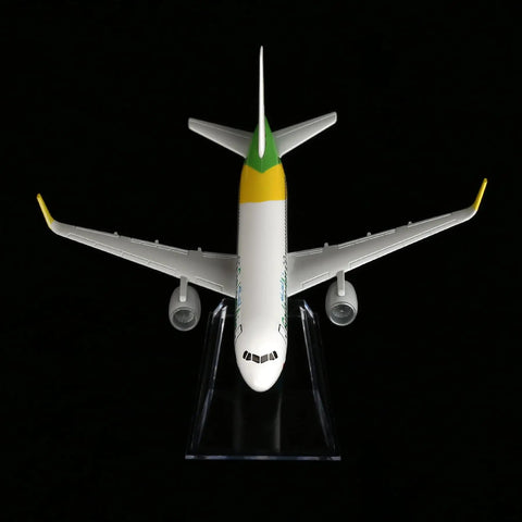 Top view of A320 1/400 Diecast Airplane Model with Alloy Fuselage, 6.1 Inch Length, 5.5 Inch Wingspan on Plastic Display Base