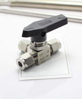 3 Way Ball Valve L Port 1 Quarter Inch NPT 304 Stainless Steel Barstock Heavy Duty 5mm Reduced Port Beefed Up High Flow Diverter Valve