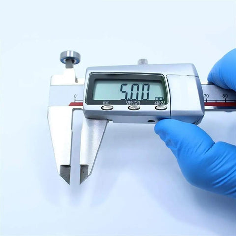 Digital caliper measuring MR125RS 5x12x4 Mm ABEC-3 Blue Sealed 2RS Ball Bearings for hobby electric RC cars and trucks