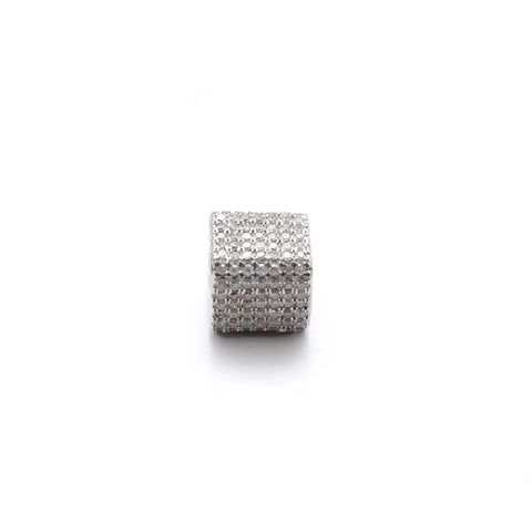 Hella Sparkling Diamond Charm Spacer Beads For Slick DIY Silver Jewelry Craft Projects With Smooth Grip and decorative diamond design.