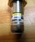 Industrial Automation Inductive Proximity Sensor 5mm Sensing Range Built Tough, showing model label E2E X5MF1 M1