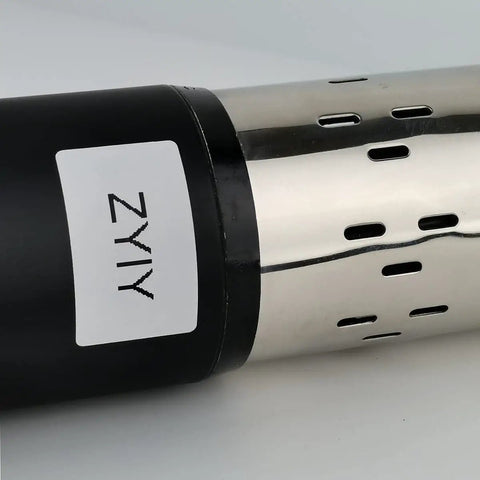 Close-up of 24V Stainless Submersible Deep Well Pump With 3 Inch Bore 260W Solar DC Power 2300 L/H Flow 1 Inch Outlet Body