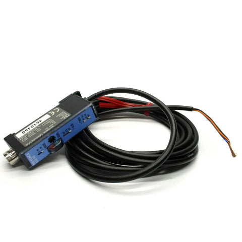 Keyence FS2-60 Fiber Optic Amplifier Sensor with long cable, pro-grade long-distance detection, red LED, 8-turn sensitivity trim