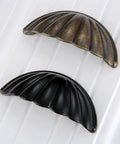 One Piece Zinc Alloy Kitchen Drawer Cabinet Door Handle Knob With Antique Bronze And Black Finish on white surface