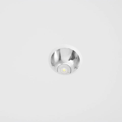 Stunning 10 Inch Electric Turntable With Bright Light For Jewelry And Watch Display featuring LED spotlight in shiny finish.