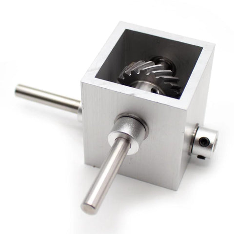 iDili 90° right-angle gearbox, aluminum housing, 6mm shaft, worm gear reducer, front view