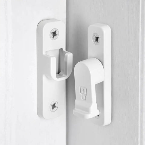 Heavy Duty White Zinc Alloy Barn Door Latch Hardware For Sliding Wooden Doors Super Slick Right Angle Lock close-up view.
