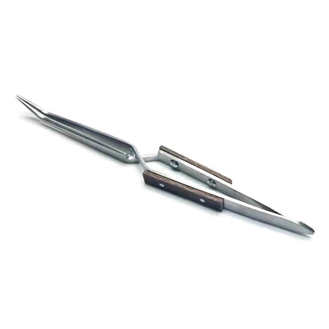 Precision auto closing soldering tweezers with stainless steel and rubber grips, ideal for jewelry repair and electronics work. Grab These Auto Closing Soldering Tweezers For Jewelry Repair And Precision Welding Tasks Made Easy With Super Tight Grip Clamps That Hold Small Metal Parts Securely While You Work On Electronics Without A Sweat Or Slip Ups.