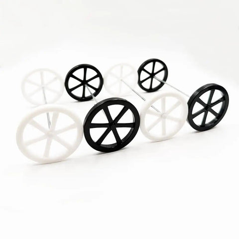 12 Piece Plastic Wheel Kit For DIY Maker Builds And RC Projects With 44mm Diameter Wheels And 2mm Bore 100mm Round Rod Shafts In Mixed Colors