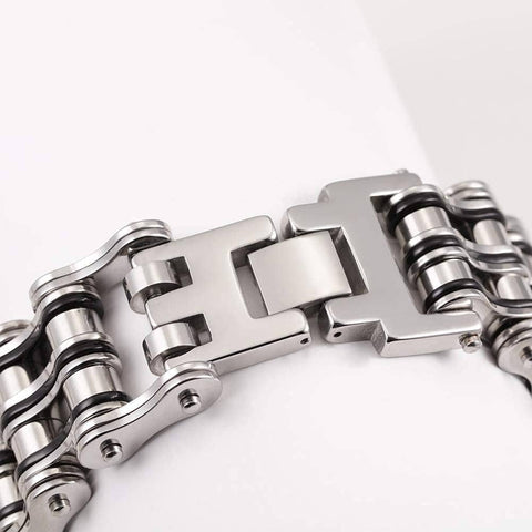 Men's 316L Stainless Steel Chain Bracelet in Silver Black Finish for Gearheads and Riders, close-up of clasp design.