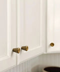 Antique Brass Cabinet Knobs Set 2 Pack Vintage Round Dresser Knobs For Kitchen Cupboard Bathroom And Drawer Cabinets Zinc Alloy Hardware