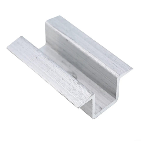 Solid Solar Middle Clamp For PV Panel Frame Height 25 To 50 Mm Aluminum Alloy Erosion Resistant Mounting Bracket Silver