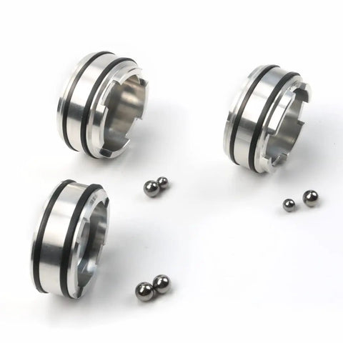 Three metal pinless forward accumulator pistons with seals for GM 4L60E 4L65E 4L70E transmission 1-2 and 3-4 shifts.