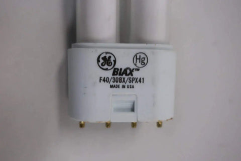 Close-up of end pins on Box Of 10 New 16954 F40 30BX SPX41 BIAX Fluorescent Lamps 40W Replacement Tubes For Home Office Garage Lighting D609448
