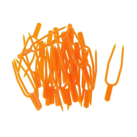 Set Of 100 Plastic Planting Forks For Strawberries And Grapevines, 65mm Grape Press on white background, orange plant supports shown.
