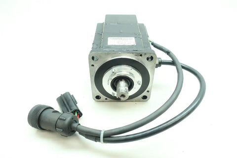 Beefy 200W Servo Motor SGMP-02AWHG12 With 3000 RPM 0.637 Nm Torque 200V AC, front-view with cable