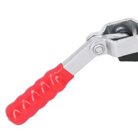 Heavy Duty Push Pull Toggle Clamp With 390 Kg Force For Steel Workholding CNC And Welding Fixture Jobs Super Grip Handle close-up detail